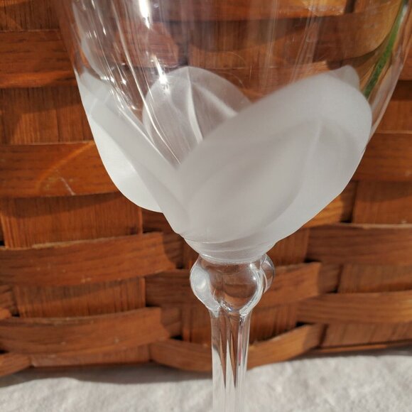 Cristal DArques Florence Crystal Water Glasses 7.2" frosted 3D petals goblet /2 - Picture 7 of 12
